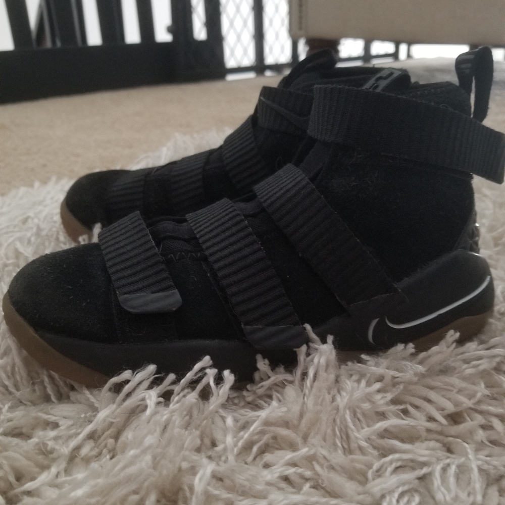 Lebron James Soldier XIII Nike